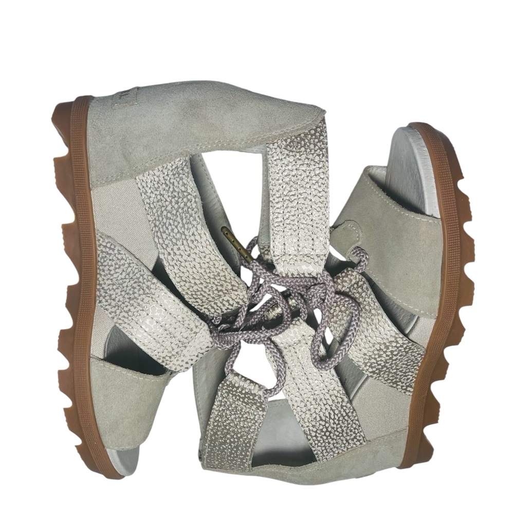 Sorel Light Gray Wedge Lace Up Women’s Sandals Sz 8